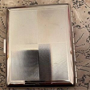 Must Go‼️ NWOT Cigarette Wallet Case. Read Description Below 👇